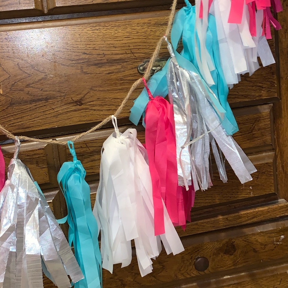 ✨✨✨Tri-Color Decorative Garland! ✨✨✨ - Picture 4 of 13